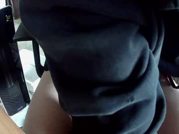 Watch dewie96 performing live on BoomCams free cam network