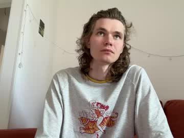 Watch di_n_alex performing live on BoomCams free cam network