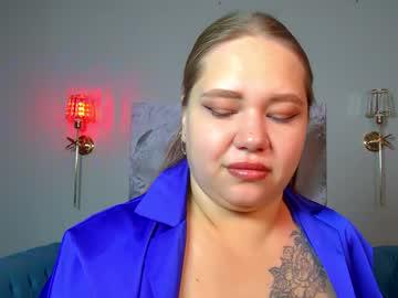 Watch dianakristol performing live on BoomCams free cam network