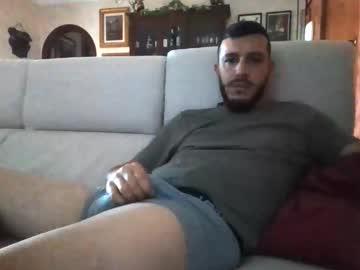 Watch dible18 performing live on BoomCams free cam network