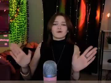 Watch dilara_xbaby performing live on BoomCams free cam network