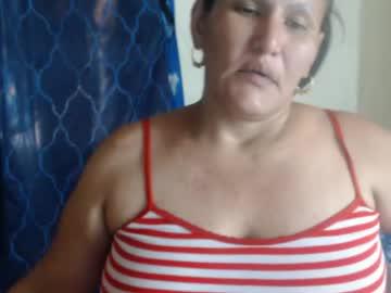 Watch diviina performing live on BoomCams free cam network
