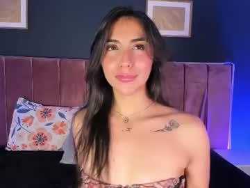 Watch divine_honey performing live on BoomCams free cam network