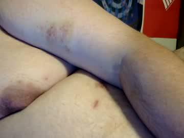 Watch djgomez20 performing live on BoomCams free cam network