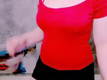 Watch djullia performing live on BoomCams free cam network