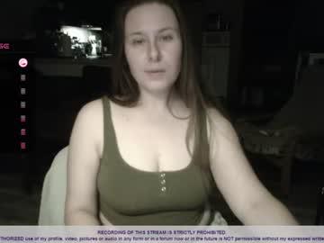 Watch domimommi performing live on BoomCams free cam network
