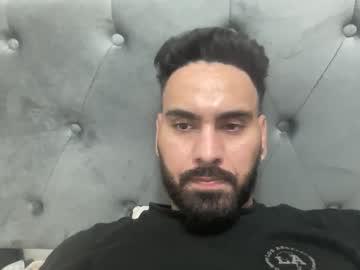 Watch domtop000 performing live on BoomCams free cam network