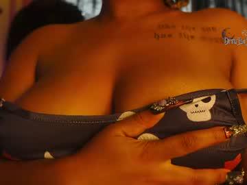 Watch drealaluna performing live on BoomCams free cam network