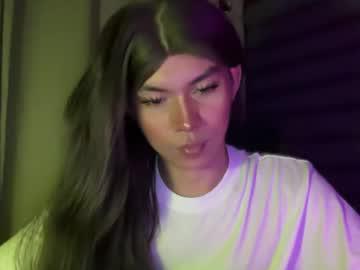 Watch dreamcome_truexx performing live on BoomCams free cam network