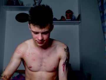 Watch dreamyadam performing live on BoomCams free cam network