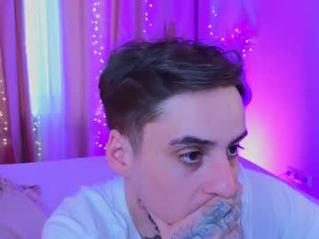 Watch drillfilow performing live on BoomCams free cam network