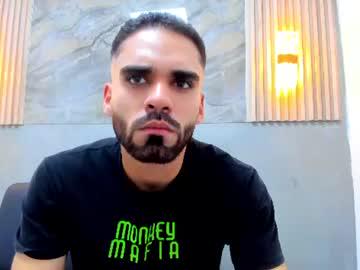 Watch ducan_west performing live on BoomCams free cam network