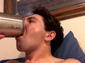 Watch ducebabydee performing live on BoomCams free cam network