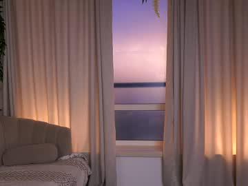 Watch edithgalpin performing live on BoomCams free cam network