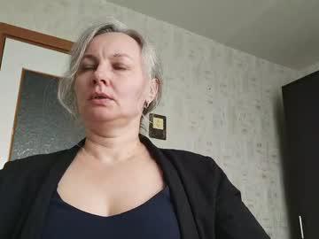 Watch edithmanning performing live on BoomCams free cam network
