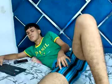 Watch edwinboys performing live on BoomCams free cam network