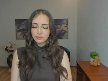 Watch effy_royse performing live on BoomCams free cam network