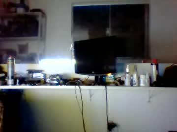 Watch ehmeu2010 performing live on BoomCams free cam network