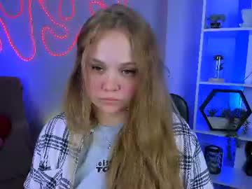 Watch eiris_moon performing live on BoomCams free cam network