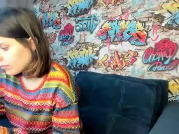 Watch elle__driver performing live on BoomCams free cam network