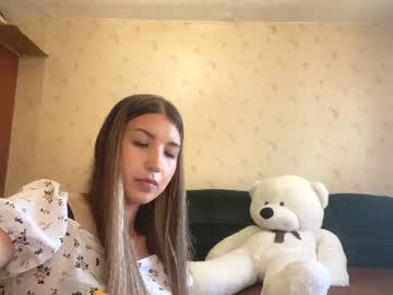 Watch elliaudirsch performing live on BoomCams free cam network