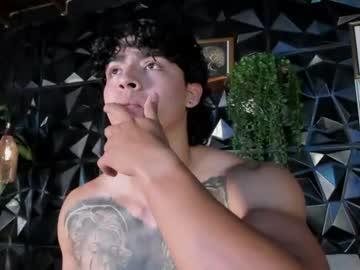 Watch elliot_macleyn performing live on BoomCams free cam network
