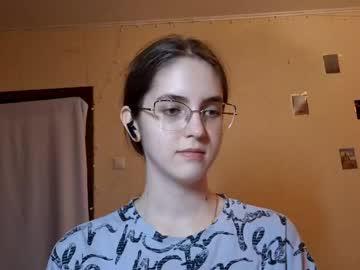 Watch elmeraurora performing live on BoomCams free cam network