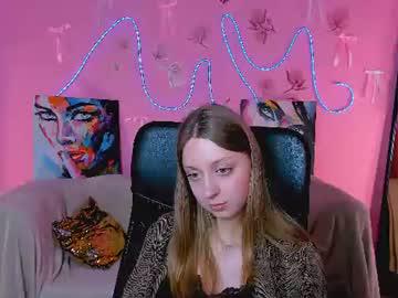 Watch elyra_lir performing live on BoomCams free cam network