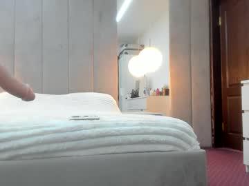 Watch emeraldkatt performing live on BoomCams free cam network