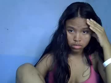 Watch emiehottie performing live on BoomCams free cam network