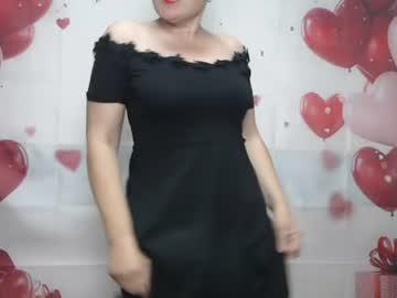 Watch emiliagree performing live on BoomCams free cam network