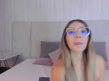 Watch emily_golden_ performing live on BoomCams free cam network
