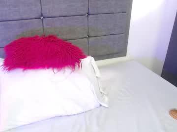 Watch emily_milff performing live on BoomCams free cam network