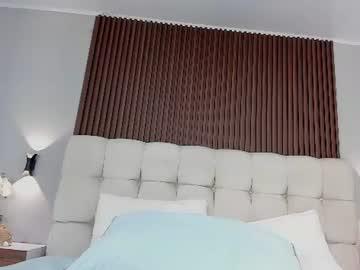 Watch emily_rose1_ performing live on BoomCams free cam network