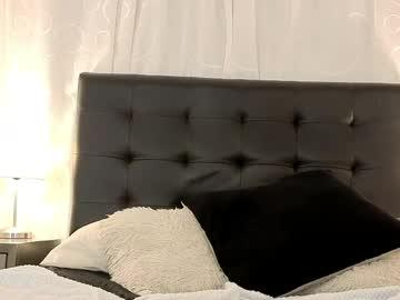 Watch emma_martiin performing live on BoomCams free cam network