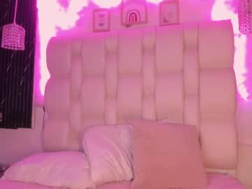 Watch emmaa00_ performing live on BoomCams free cam network