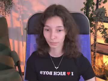 Watch emmanuellbrown performing live on BoomCams free cam network