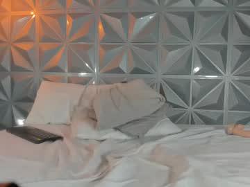 Watch emmy_lander1 performing live on BoomCams free cam network