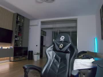 Watch enrikoblue performing live on BoomCams free cam network