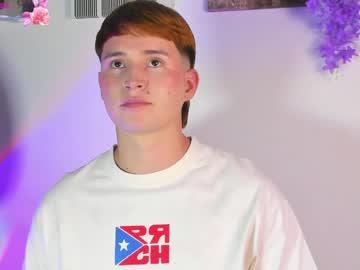Watch eragonbooy02 performing live on BoomCams free cam network