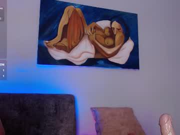 Watch esmeraldahills performing live on BoomCams free cam network