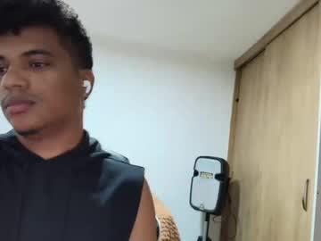 Watch esteban_lu performing live on BoomCams free cam network