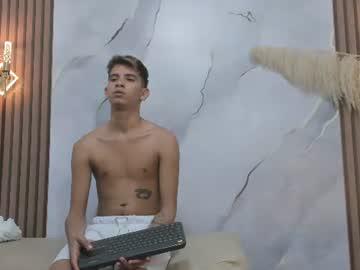 Watch ethanhot_os performing live on BoomCams free cam network