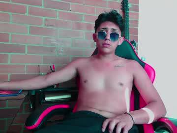 Watch ethann2_ performing live on BoomCams free cam network