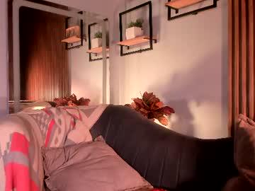 Watch eva_macalliter performing live on BoomCams free cam network