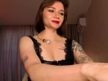 Watch eve_nevertamed performing live on BoomCams free cam network