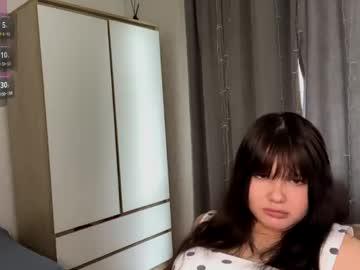 Watch evelynhudson performing live on BoomCams free cam network
