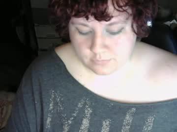 Watch evermoreeve performing live on BoomCams free cam network