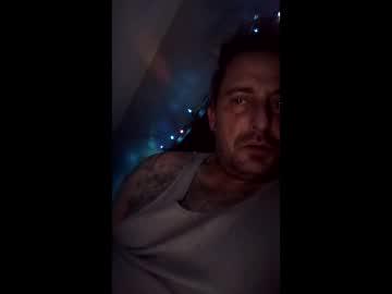 Watch everydaydudeca performing live on BoomCams free cam network