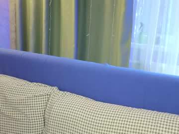 Watch eves_eyes performing live on BoomCams free cam network